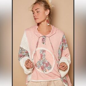194 ❤️POL roomy fit peace hooded top